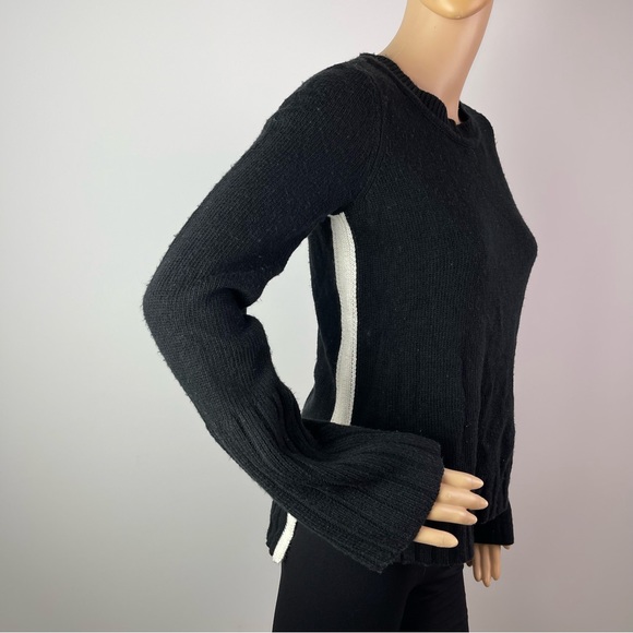 Black and White Side Slit Cable Knit Sweater - Picture 10 of 14